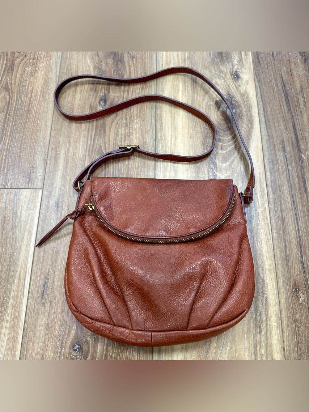 Margot New York Leather Crossbody Bag Purse, Brown
